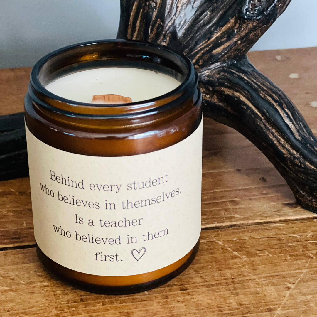 Teacher candle: Vanilla