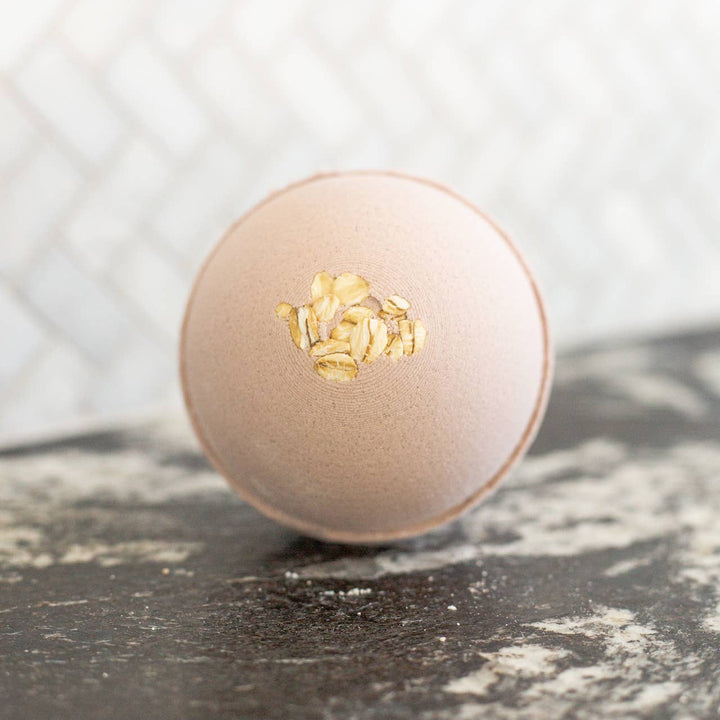 Bath Bomb: Lavender Oatmeal