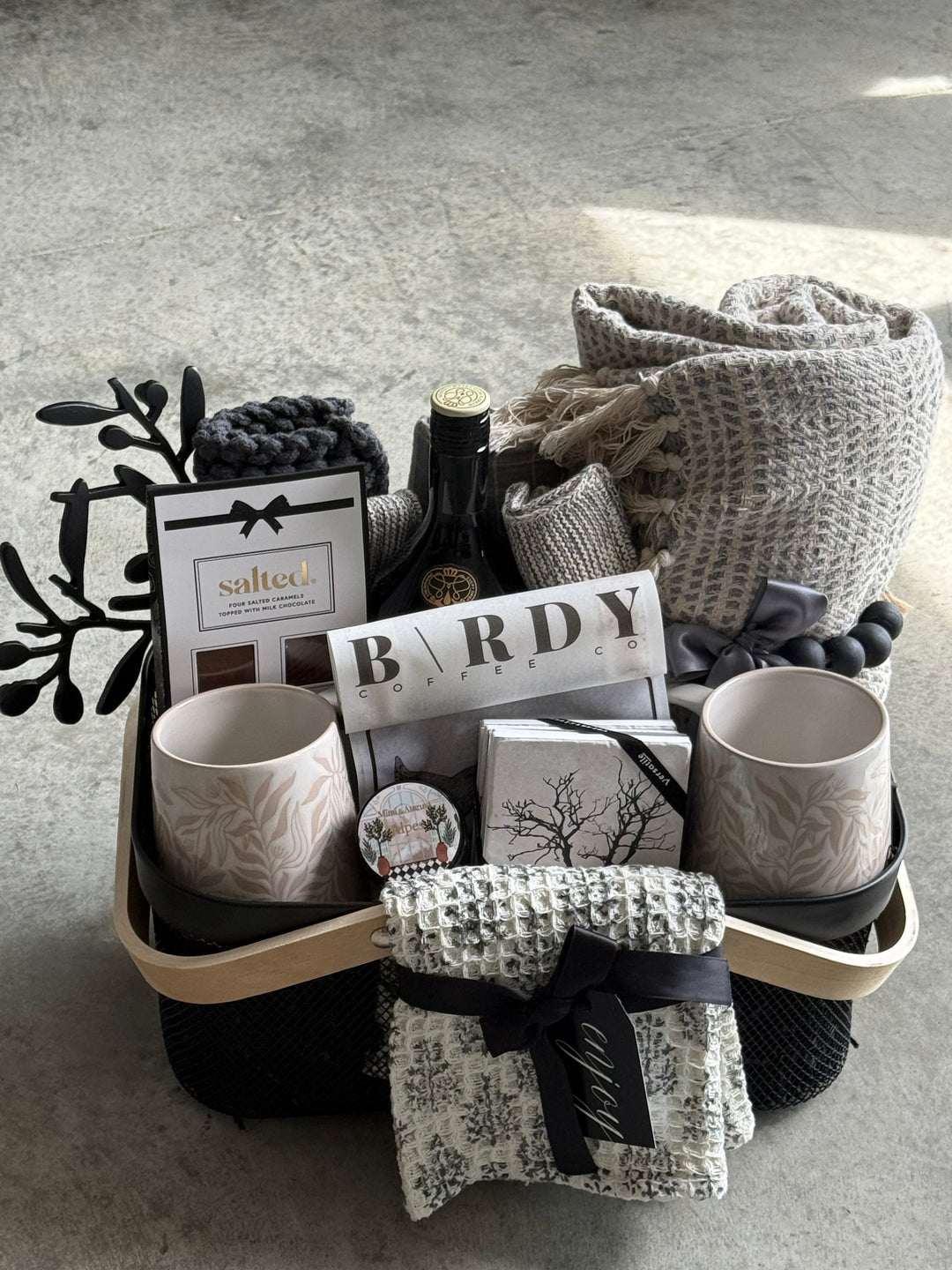 The Elegance Gift Basket