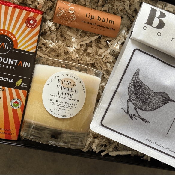 Gift Smack Coffee Moments gift box builder with assorted coffee products and packaging, ready for gifting.