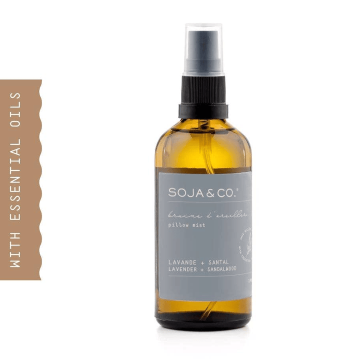 SOJA&amp;CO.® Pillow mist with lavender and sandalwood, 100ml, showing the spray bottle and calming botanical ingredients.