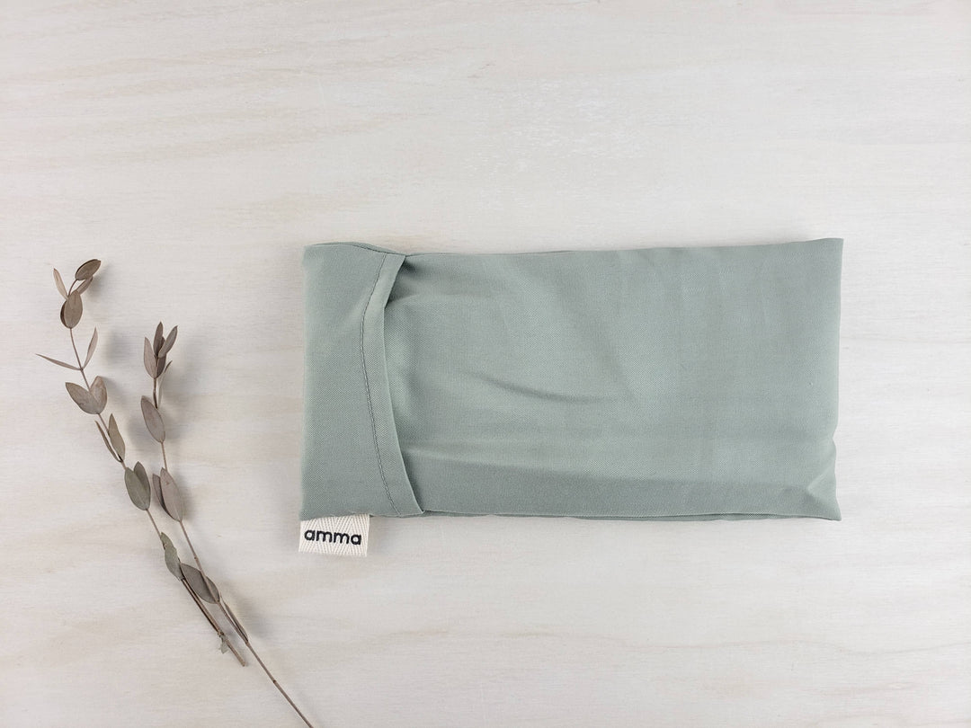Lavender eye pillow with Tencel washable cover : Sage