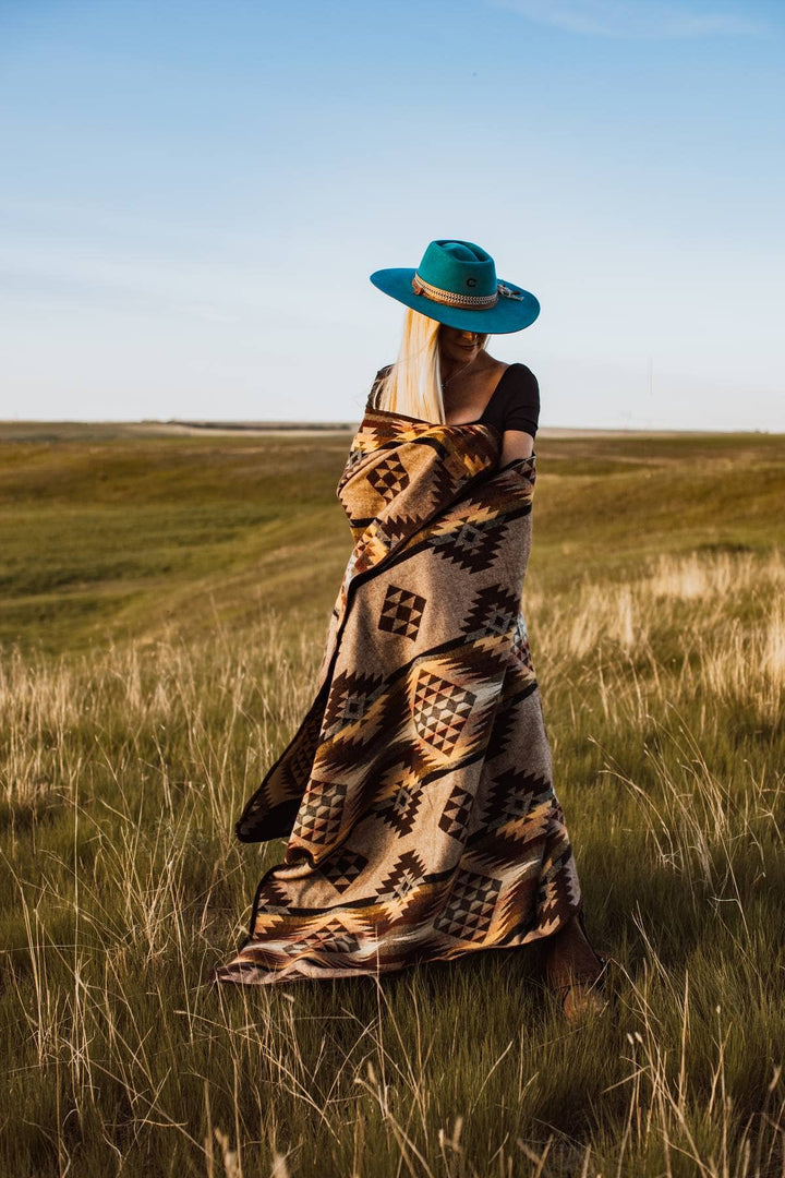 Prairie Sunset Aztek Alpaca Throw Blanket