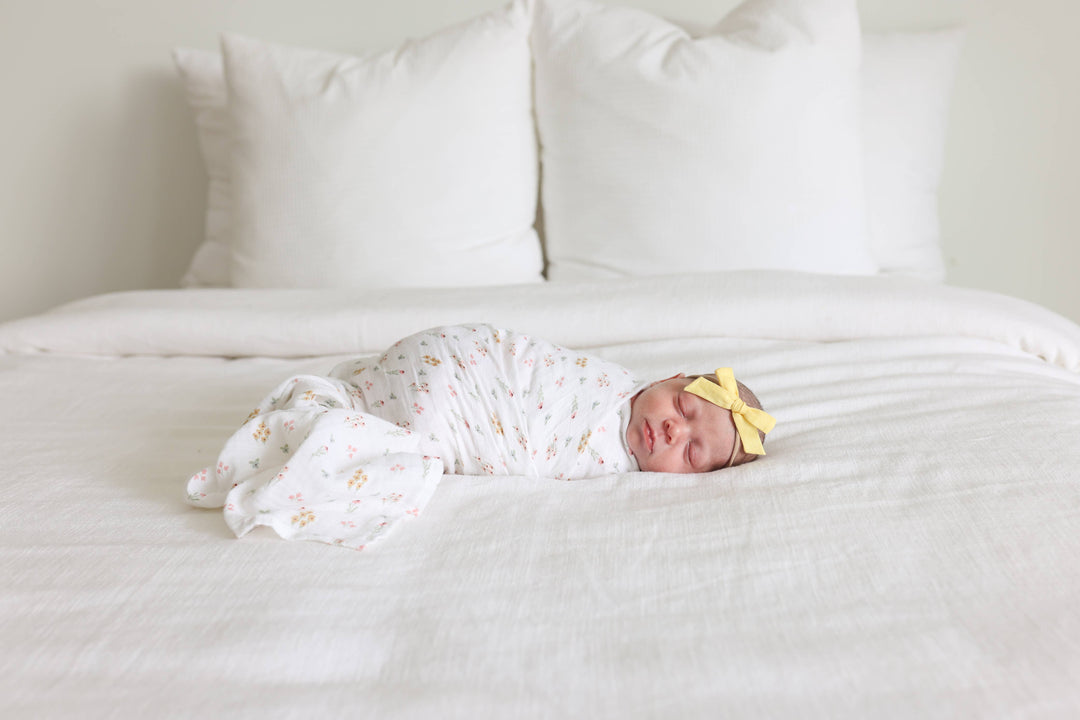 2-Pack Cotton Swaddle Blankets – Kitty Cat/ Flower Field - Gift Smack Gift Company