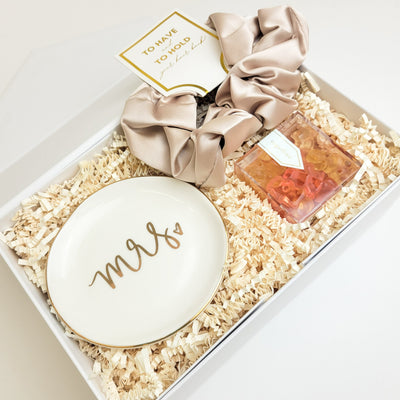 Congrats! You're Engaged Gift Box