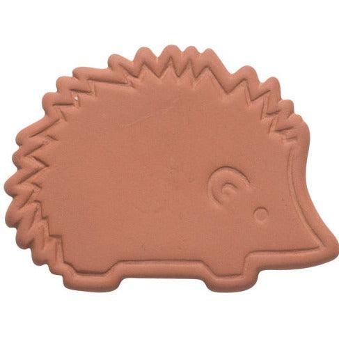 Find a friendly creature nestled in your jar of brown sugar. High-fired and food-safe terracotta ensures sugar stays soft and maintains moisture for 3-6 months. Soak saver for 15-20 minutes, pat dry and then place in the jar.  Gift Box Recommendations: Housewarming Gift Box, Housewarming Gift, Hostess Gift, Foodie Gift
